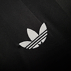 Camisa Liverpool Goleiro 25/26 - Preta