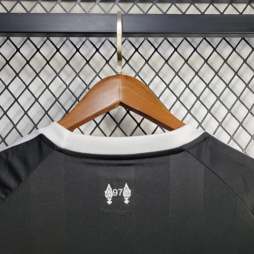 Camisa Liverpool Goleiro 25/26 - Preta